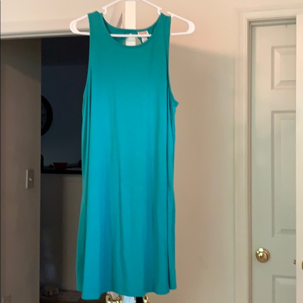 Dress - Picture 1 of 3